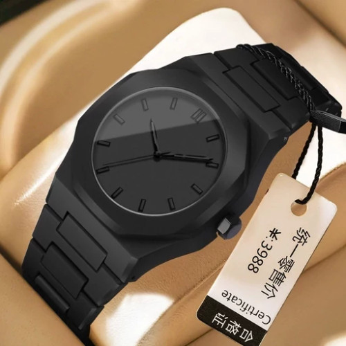 ساعت مچی مردانه فول بلک کیفیت عالی +باتری اضافی