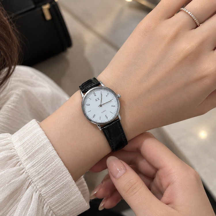 ساعت مچی اسپرت KXبا بند چرمی مشکی و صفحه سفید